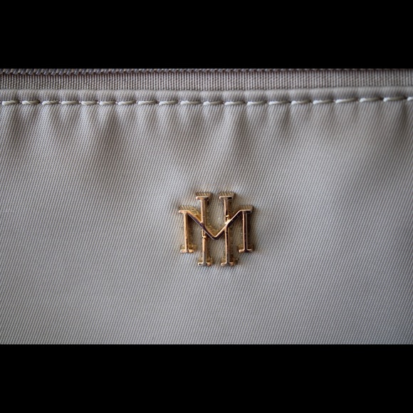 Mark and Hall Handbag - Picture 4 of 5